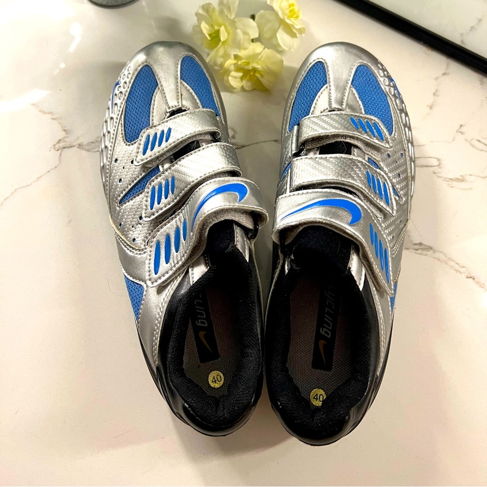 Nike Brand Cycling Cleats size 8.5